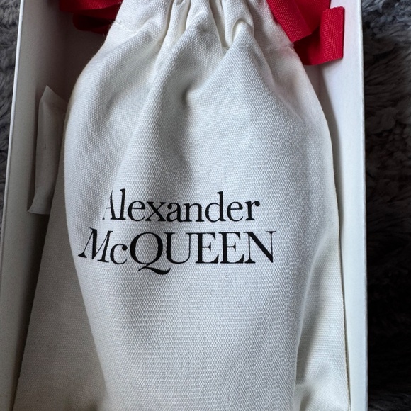 Alexander McQueen Metallic Grey/Silver wallet - Picture 3 of 3